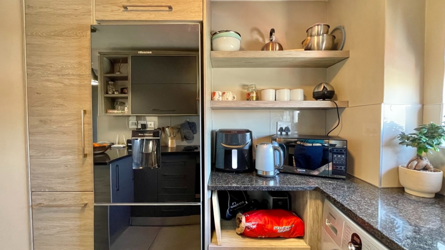 2 Bedroom Property for Sale in Greenways Golf Estate Western Cape
